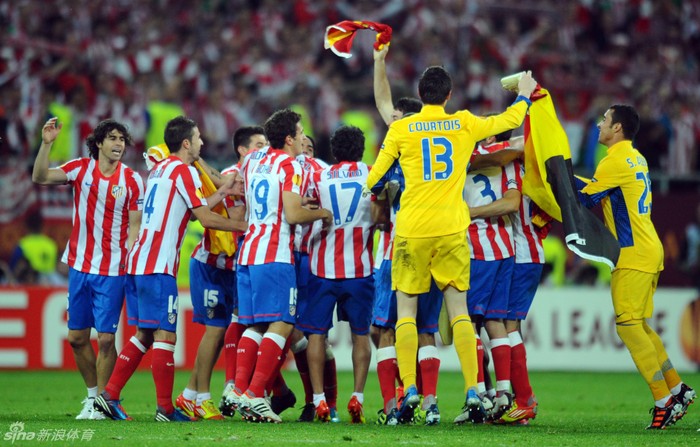 Hạ A. Bilbap 3-0, Atletico đã chính thức trở thành tân vương của Europa League 2011/2012